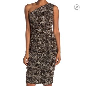 One-Shoulder Body-Con Midi Dress in Leopard